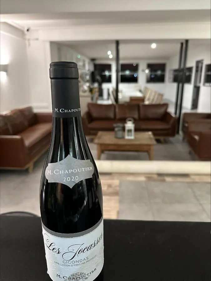 La Villa Bacchus Groslee